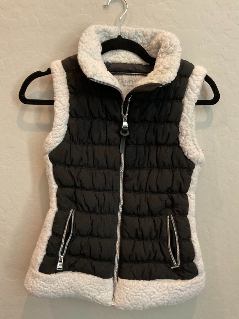 Calvin Klein Performance Sherpa Trim Vest XS